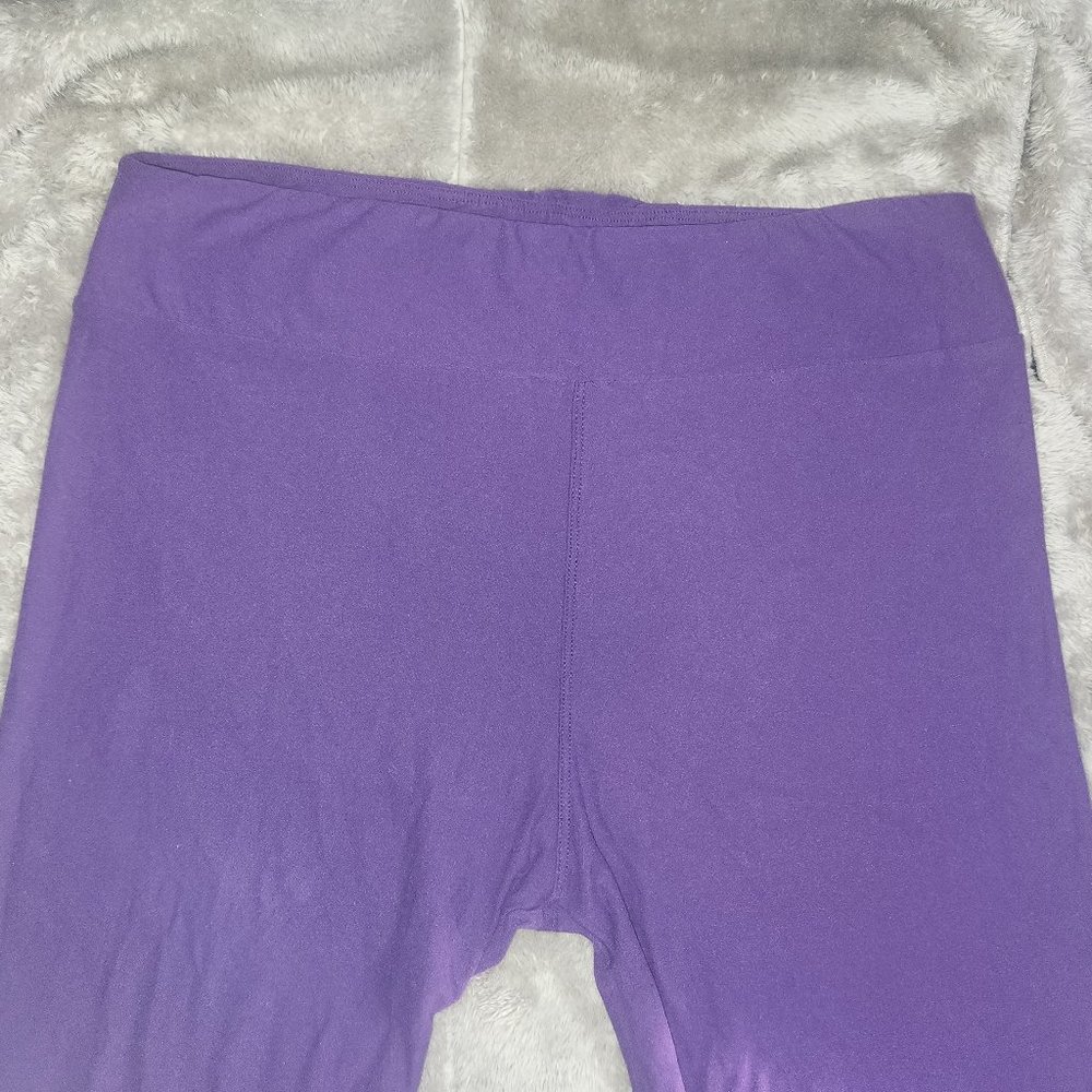 LuLaRoe stylish ladies' purple stretch pants in size Large/tall and curvy